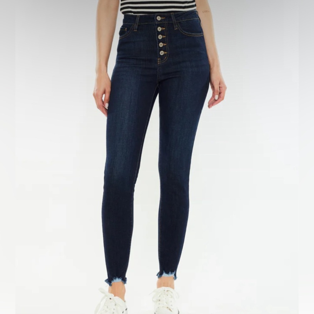 Women’s high rise dark wash skinny jeans